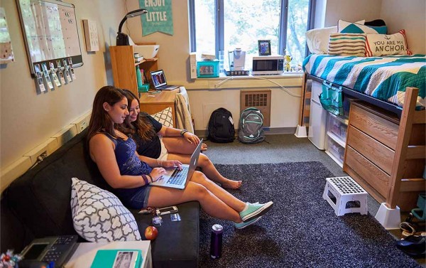 Friends relaxing in Curtis Hall. 