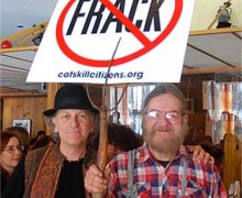 Musician Marc Black '71 protesting hydraulic fracturing.